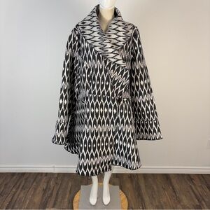 Massey's Plus 1X Black White Ikat Print Car Coat Jacket